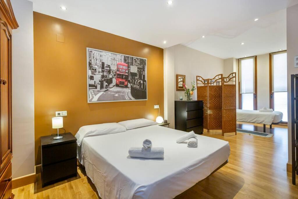 Marieta Apartment By The Castle With Ac อาลิกันเต ภายนอก รูปภาพ