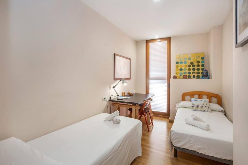 Marieta Apartment By The Castle With Ac อาลิกันเต ภายนอก รูปภาพ